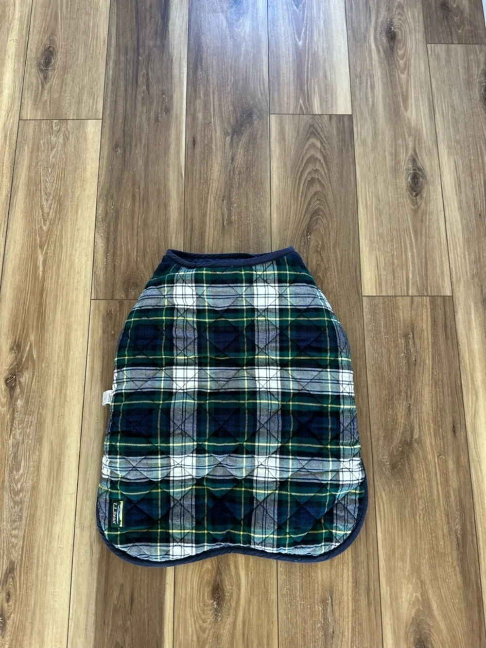 L.L. Bean quilted Plaid Dog Coat size XL